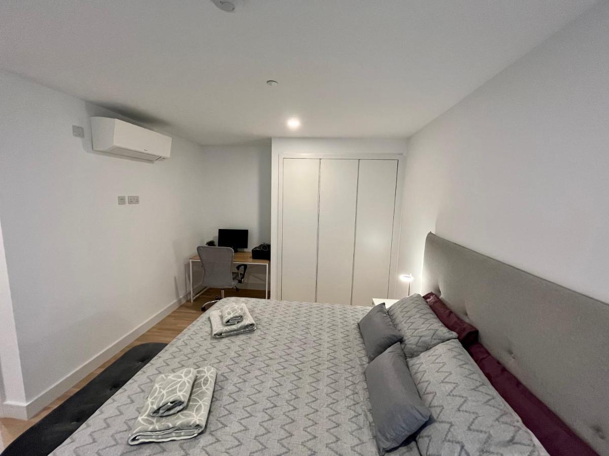 גיברלטר Modern Apartment With Spa And Pool מראה חיצוני תמונה